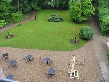 Le Clos De Bourgogne ムーラン