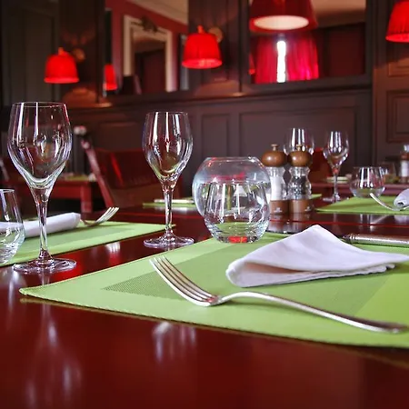 Le Clos De Bourgogne 4*