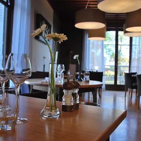 ホテル Le Clos De Bourgogne ムーラン