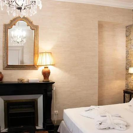 Le Clos De Bourgogne 4* مولان