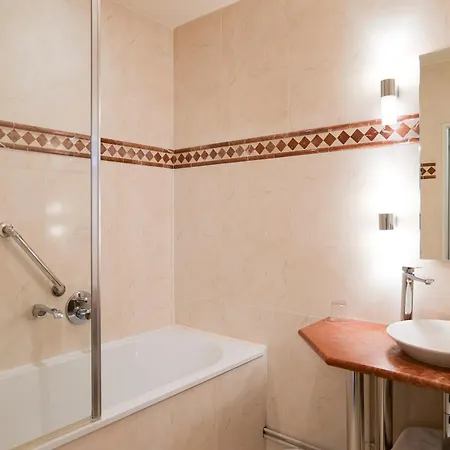 Le Clos De Bourgogne 4* Moulins (Allier)