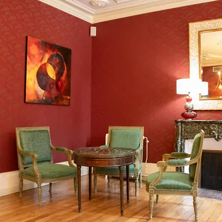 Le Clos De Bourgogne Hotel