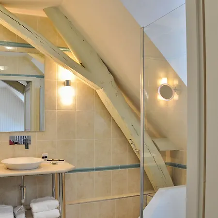 Hotel Le Clos De Bourgogne 4*