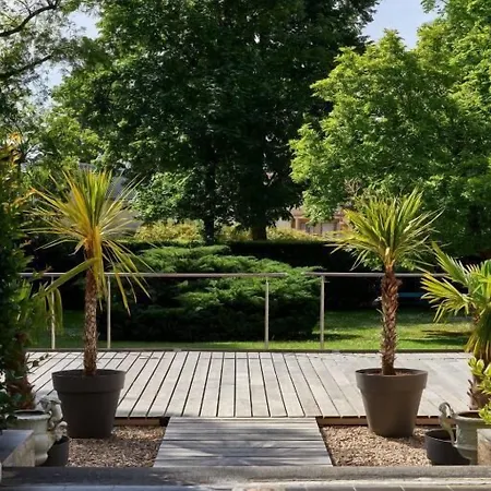 Le Clos De Bourgogne 4* مولان