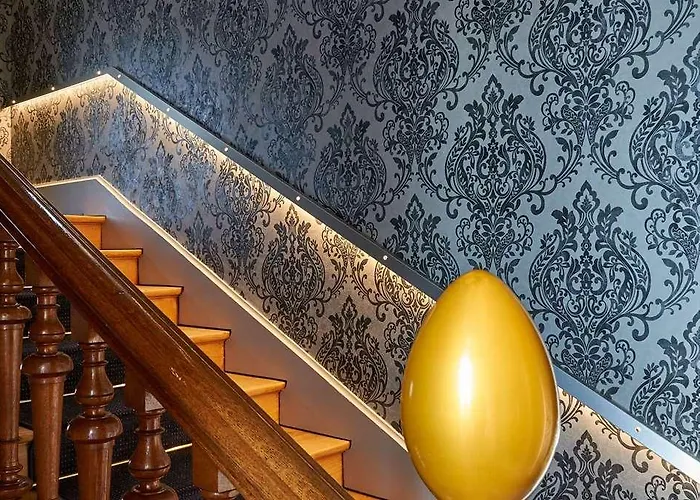 Le Clos De Bourgogne Hotel 4*